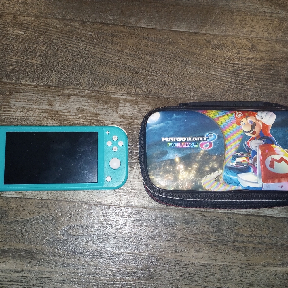Blue Nintendo switch lite